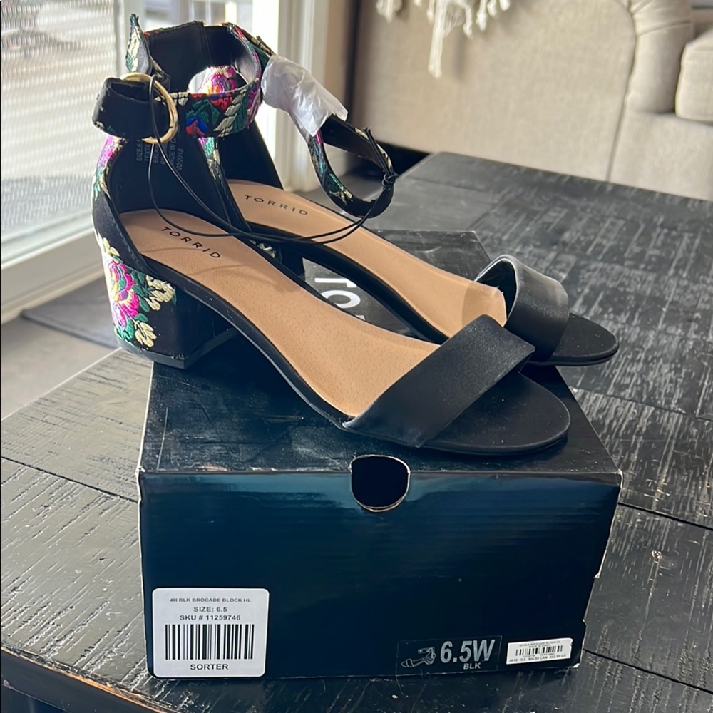Torrid Black Floral Women's Sandals